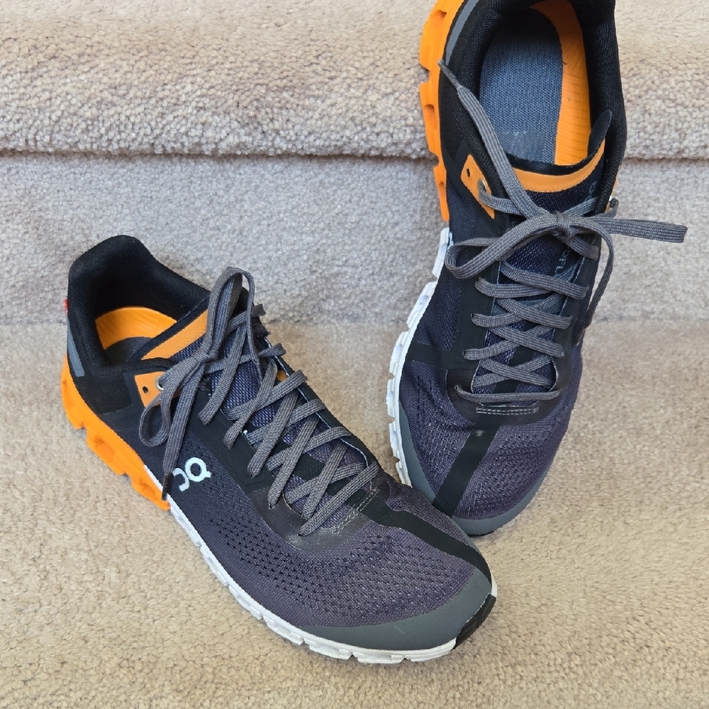 On Running Men’s Cloudflow Black, Orange & Gray Athletic Shoes